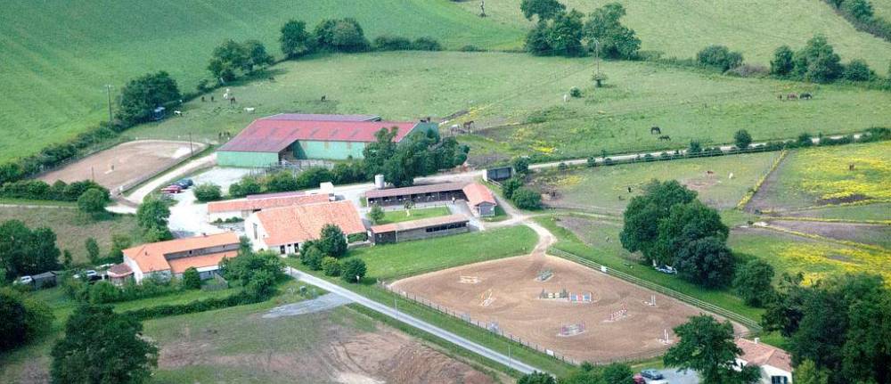 Le centre équestre cheval